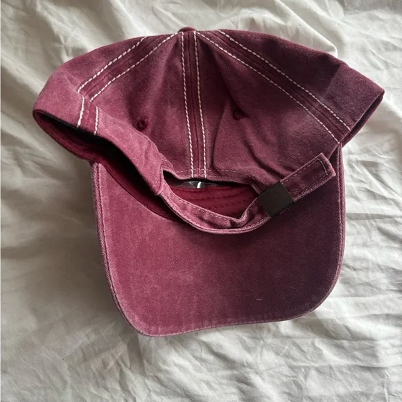 Burgundy red washed denim style cotton adjustable cap with white stitching - Picture 2 of 2
